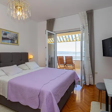 Guest house Marin