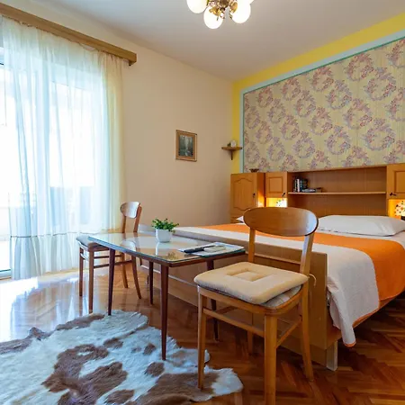Marin Guest house Podstrana